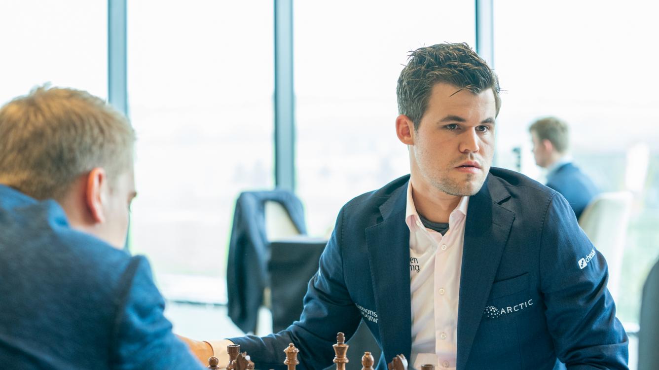 Carlsen sigue sin convencer en el Isla de Man tras la ronda 4