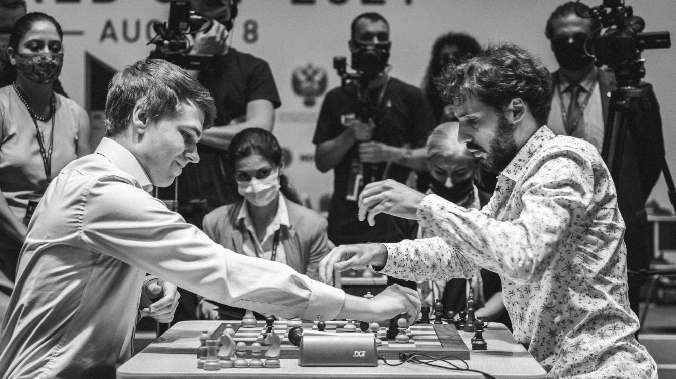 👉 Copa do Mundo FIDE 2021 - R 2.1 - Chess.com - Português