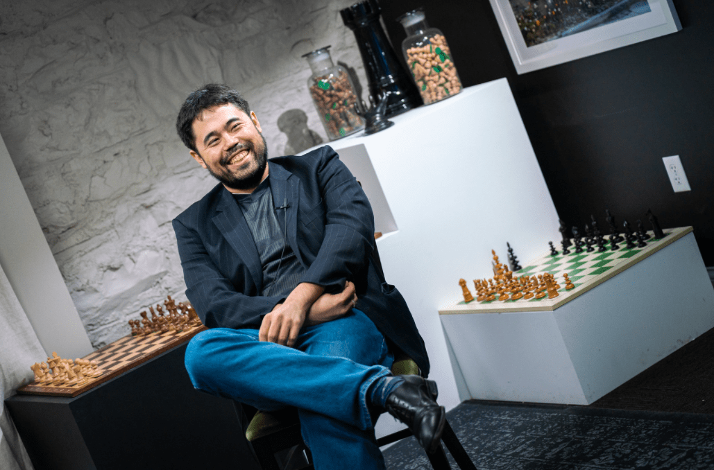Hikaru Nakamura faz PARTIDA PERFEITA de Xadrez 