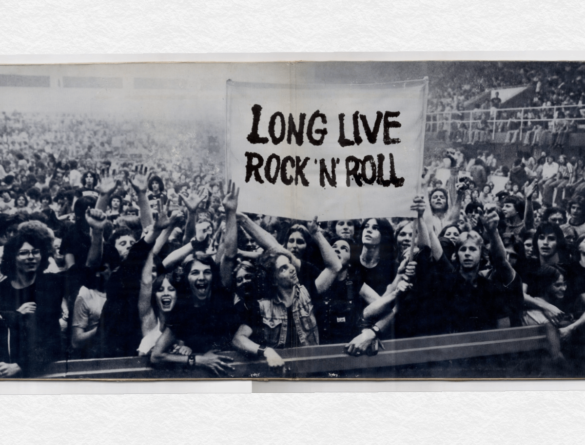 Live n roll. Long Live Rock'n'Roll - 1978. Rainbow long Live Rock'n'Roll 1978 обложка. Long Live Rock n Roll фото. Rock n Roll Live.