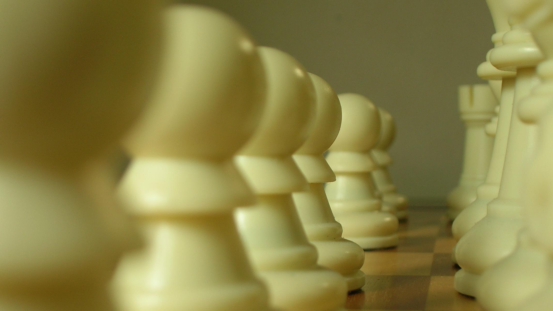 Chess Daily News by Susan Polgar - Honoring Tigran V. Petrosian